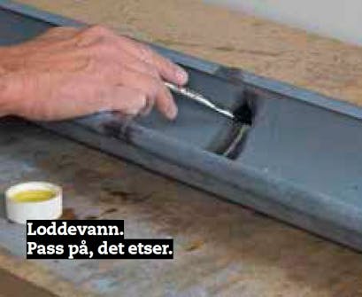 Lodding av takrenner i sink Lodding av takrenner i sink